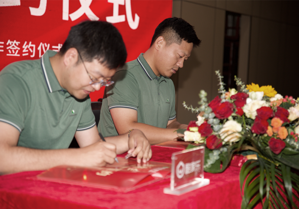 砥砺奋战·巅峰聚首|春天木门及整家定制经销商闪耀永康！